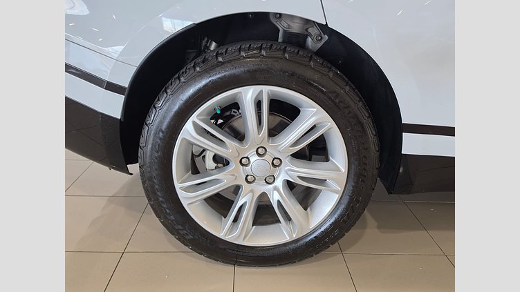 2018 Seminuevos Approved Land Rover Range Rover Velar Yulong White 2.0 litre i4P​ S R-DYNAMIC