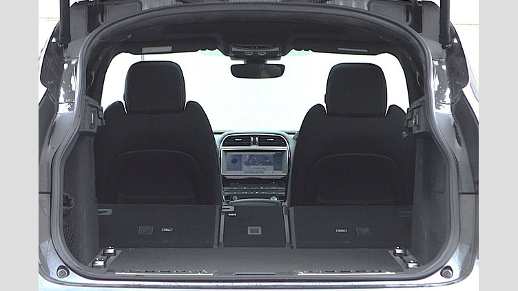 2018 認定中古車 Jaguar F-Pace Carpathian Grey 3.0 litre V6 Supercharged Petrol P380　S