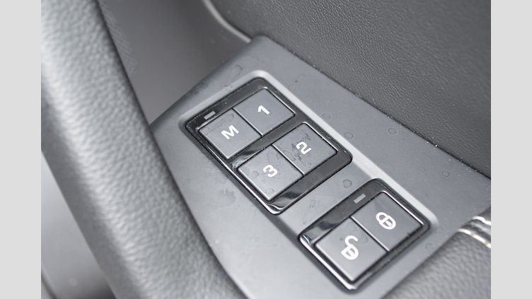 2018 認定中古車 Jaguar F-Pace Carpathian Grey 3.0 litre V6 Supercharged Petrol P380　S