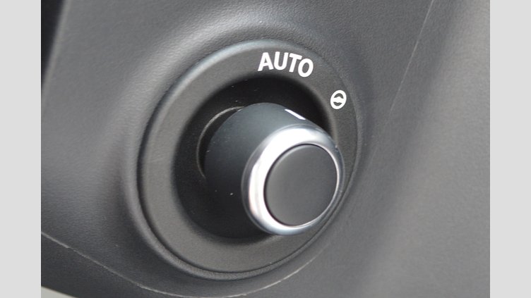 2023 認定中古車 Land Rover Defender 110 Gondwana Stone 3.0 litre i6D​ X-DYNAMIC HSE 5人