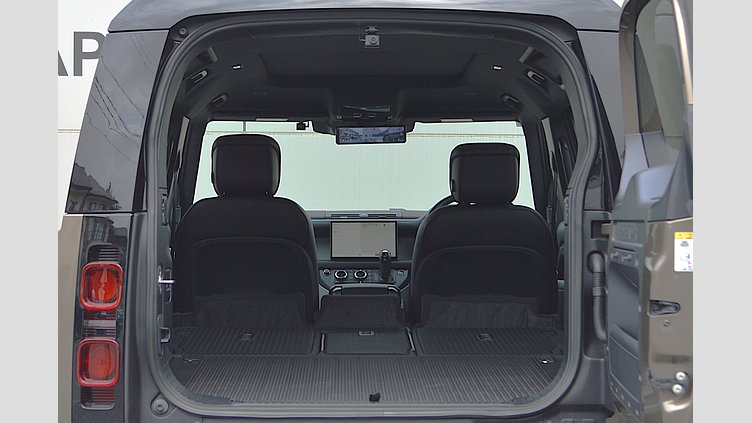 2023 認定中古車 Land Rover Defender 110 Gondwana Stone 3.0 litre i6D​ X-DYNAMIC HSE 5人