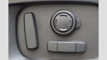 Defender 110 26