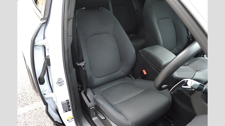 2021 認定中古車 Jaguar E-Pace Yulong White 2.0 litre i4D​ D200　Base