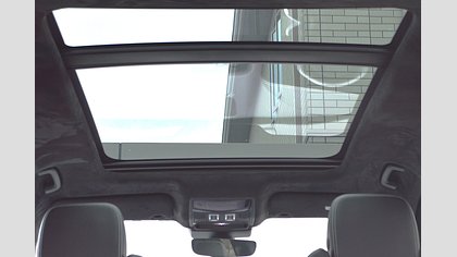 F-Pace 10