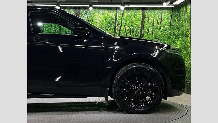 2024 認定中古車 Land Rover Range Rover Evoque サントリーニブラック D200マイルドハイブリッド（ディーゼル） Standard Wheelbase DYNAMIC SE