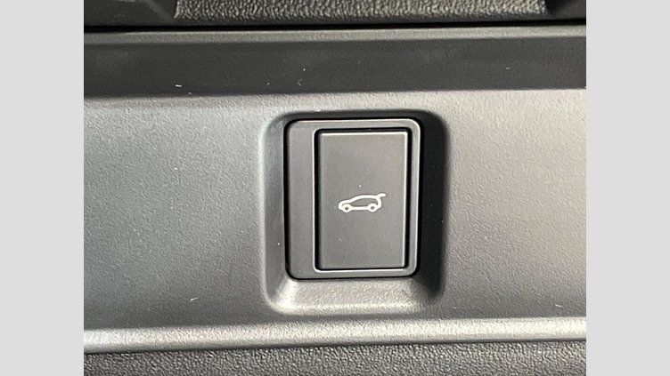 2024 認定中古車 Land Rover Range Rover Evoque サントリーニブラック D200マイルドハイブリッド（ディーゼル） Standard Wheelbase DYNAMIC SE