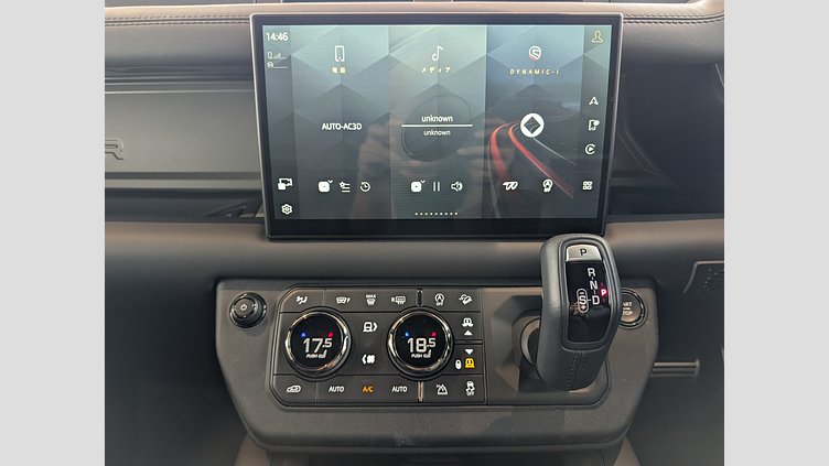 2024 認定中古車 Land Rover Defender 110 シャラントグレイ P635 ガソリンV8マイルドハイブリッド OCTA