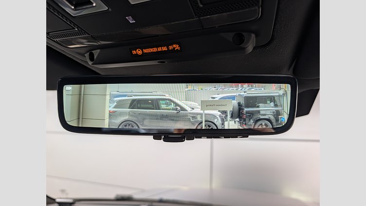 2024 認定中古車 Land Rover Defender 110 シャラントグレイ P635 ガソリンV8マイルドハイブリッド OCTA