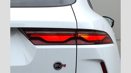 F-Pace 14