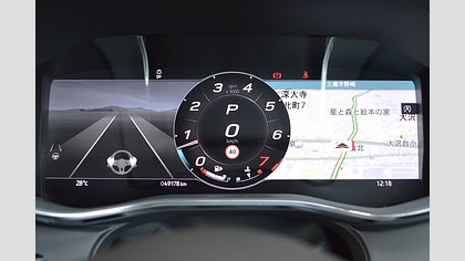F-Pace 17