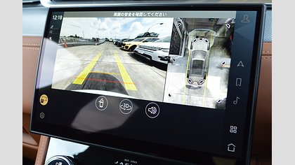 F-Pace 21