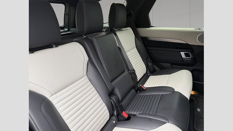 2024 Approved Land Rover Discovery Charente Grey D250 Diesel MHEV STANDARD WHEELBASE DYNAMIC SE