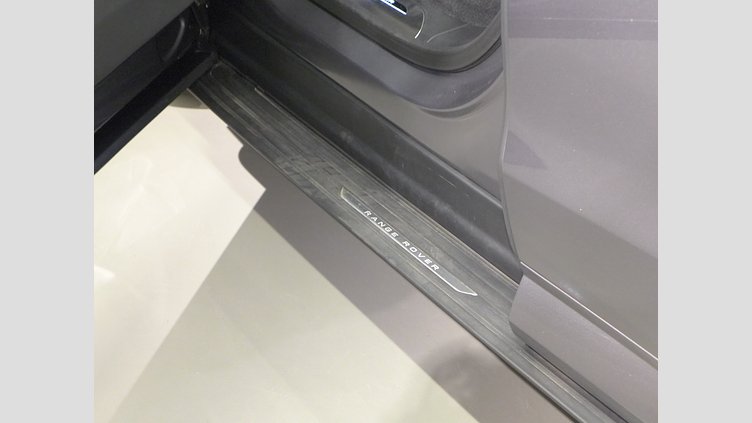 2023 認定中古車 Land Rover Range Rover Sport アイガーグレイ 3.0リッター6気筒300PSターボチャージドディーゼルMHEV（オートマチック） DYNAMIC SE　（D300）