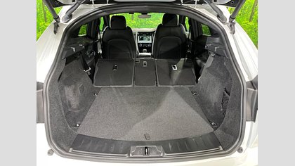 E-Pace 62
