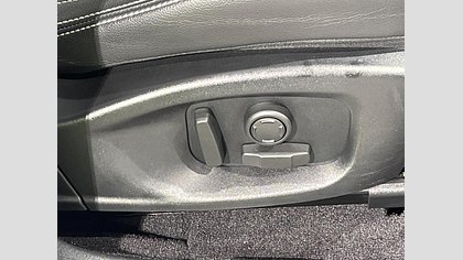 E-Pace 56