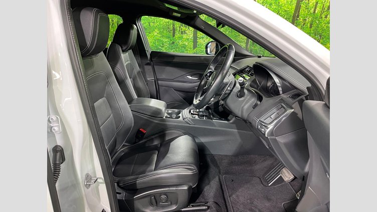2022 認定中古車 Jaguar E-Pace フジホワイト P250 AWD（オートマチック） R-DYNAMIC SE