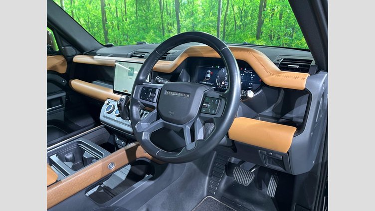 2023 認定中古車 Land Rover Defender 110 Santorini Black 3.0 litre i6D​ X-DYNAMIC HSE