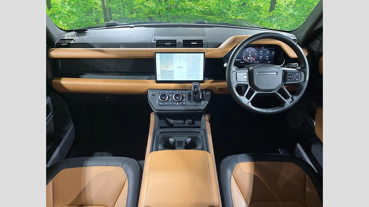 2023 認定中古車 Land Rover Defender 110 Santorini Black 3.0 litre i6D​ X-DYNAMIC HSE