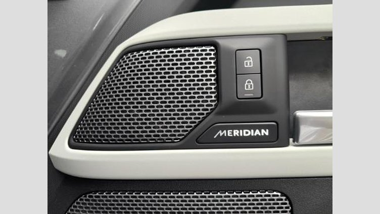 2024 Approved Land Rover Defender 110 Eiger Grey AUTOMATIC
 SE