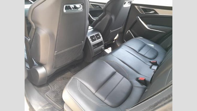 2023 Approved Jaguar F-Pace Fuji White AUTOMATIC D200 R DYNAMIC SE