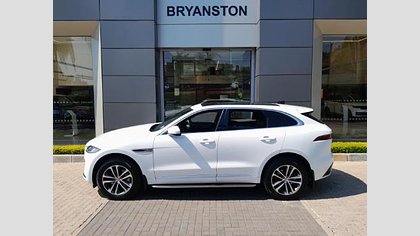 F-Pace 2