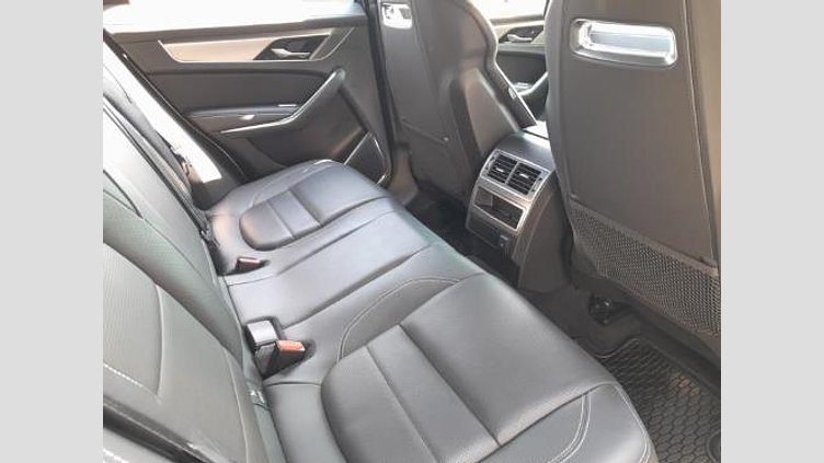 2023 Approved Jaguar F-Pace Fuji White AUTOMATIC D200 R DYNAMIC SE