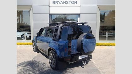Defender 110 3
