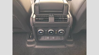 Defender 110 11
