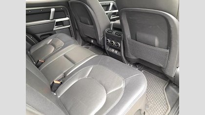 Defender 110 15