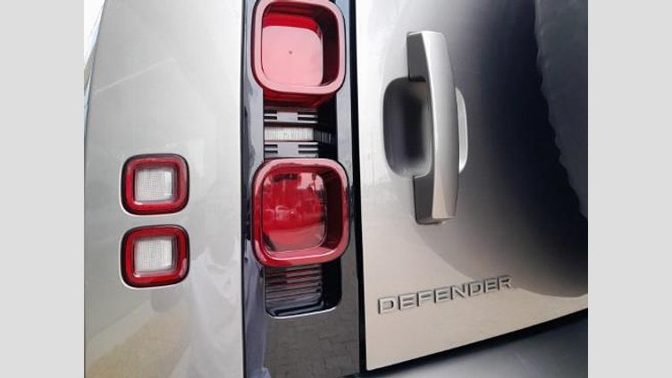 2024 Approved Land Rover Defender 110 Silicon Silver AUTOMATIC D300 X DYNAMIC HSE