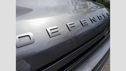 Defender 110 12