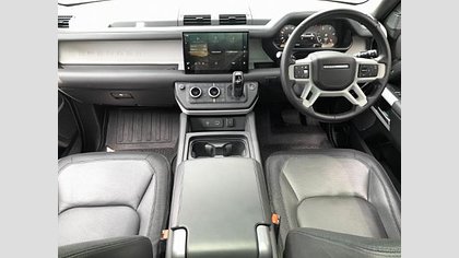 Defender 110 6