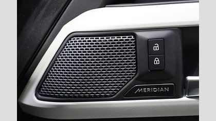 Defender 110 26