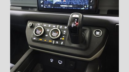 Defender 110 24