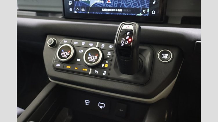2021 認定中古車 Land Rover Defender 110 カルパチアングレイ D300 AWD（AT） S