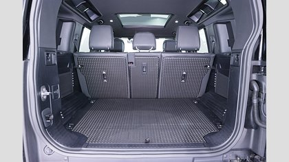 Defender 110 12