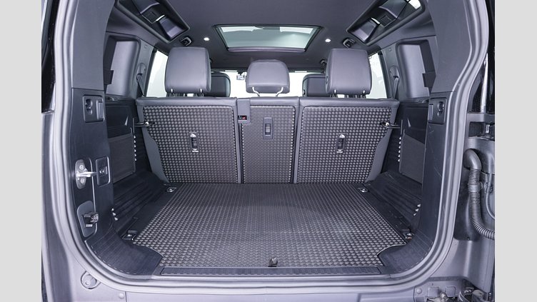2024 認定中古車 Land Rover Defender 110 カルパチアングレイ D300 AWD（AT） X-DYNAMIC HSE