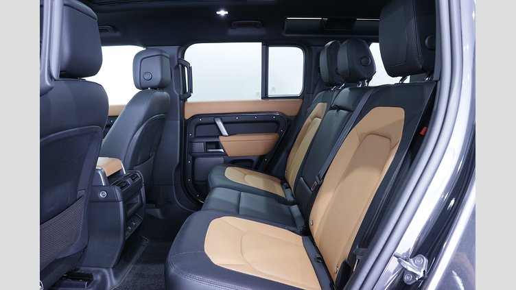 2024 認定中古車 Land Rover Defender 110 カルパチアングレイ D300 AWD（AT） X-DYNAMIC HSE