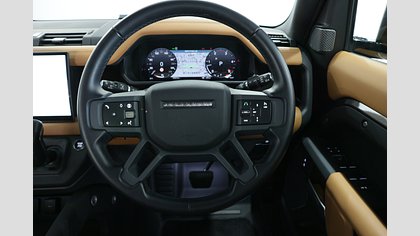 Defender 110 3
