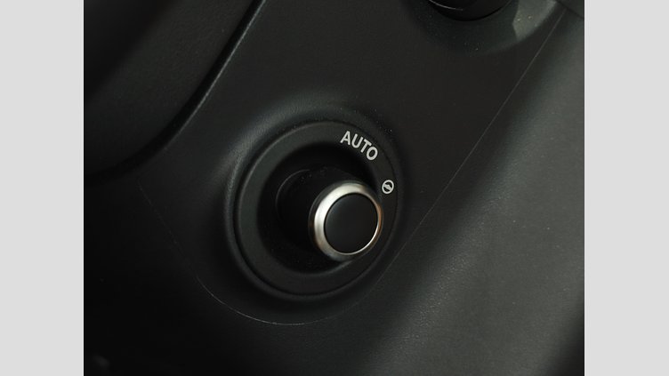 2024 認定中古車 Land Rover Defender 110 カルパチアングレイ D300 AWD（AT） X-DYNAMIC HSE