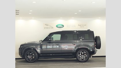 Defender 110 6