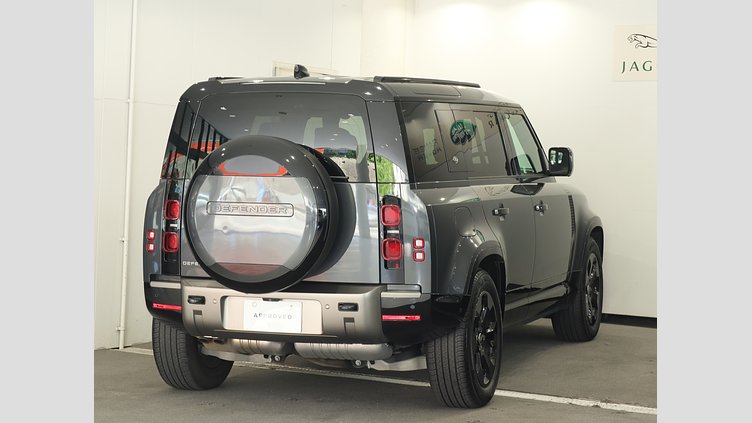 2024 認定中古車 Land Rover Defender 110 カルパチアングレイ D300 AWD（AT） X-DYNAMIC HSE