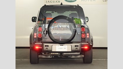 Defender 110 9