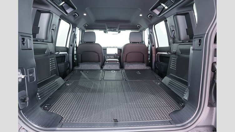 2025 認定中古車 Land Rover Defender 110 フジホワイト D350 ディーゼルマイルドハイブリッド S