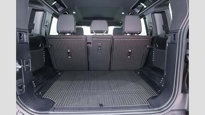 Defender 110 13