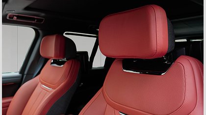 Range Rover 12