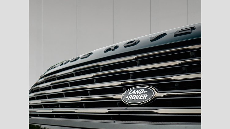 2025 Approved Land Rover Range Rover Zielony British Racing Green D350 MHEV STANDARD WHEELBASE (SWB) SV