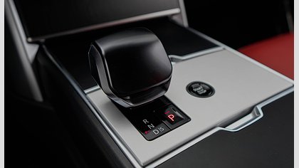 Range Rover 19