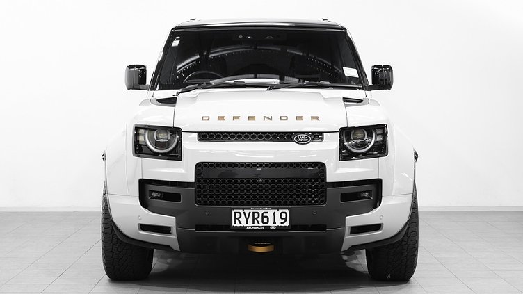 2026 Approved Land Rover Defender OCTA Borasco Grey OCTA P635 110 V8 Petrol