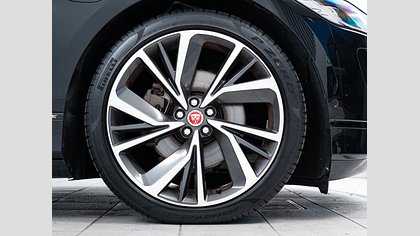 I-Pace 8